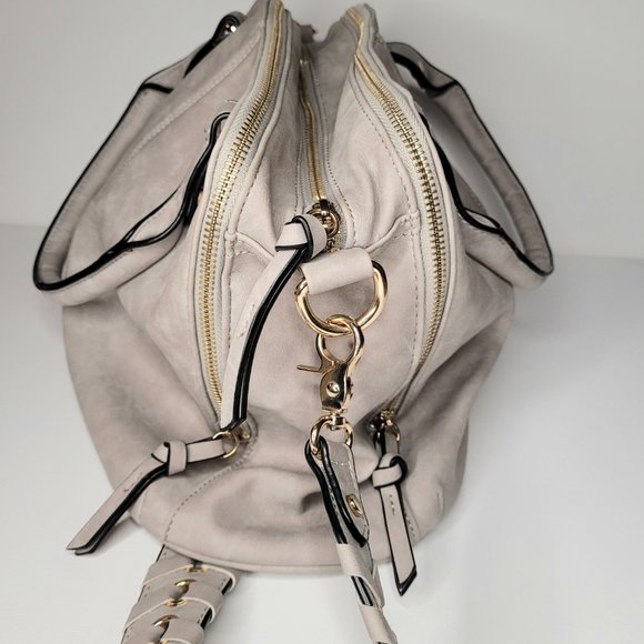 Grey Soft Vegan Leather Large Crossbody Handbag - Picture 4 of 14